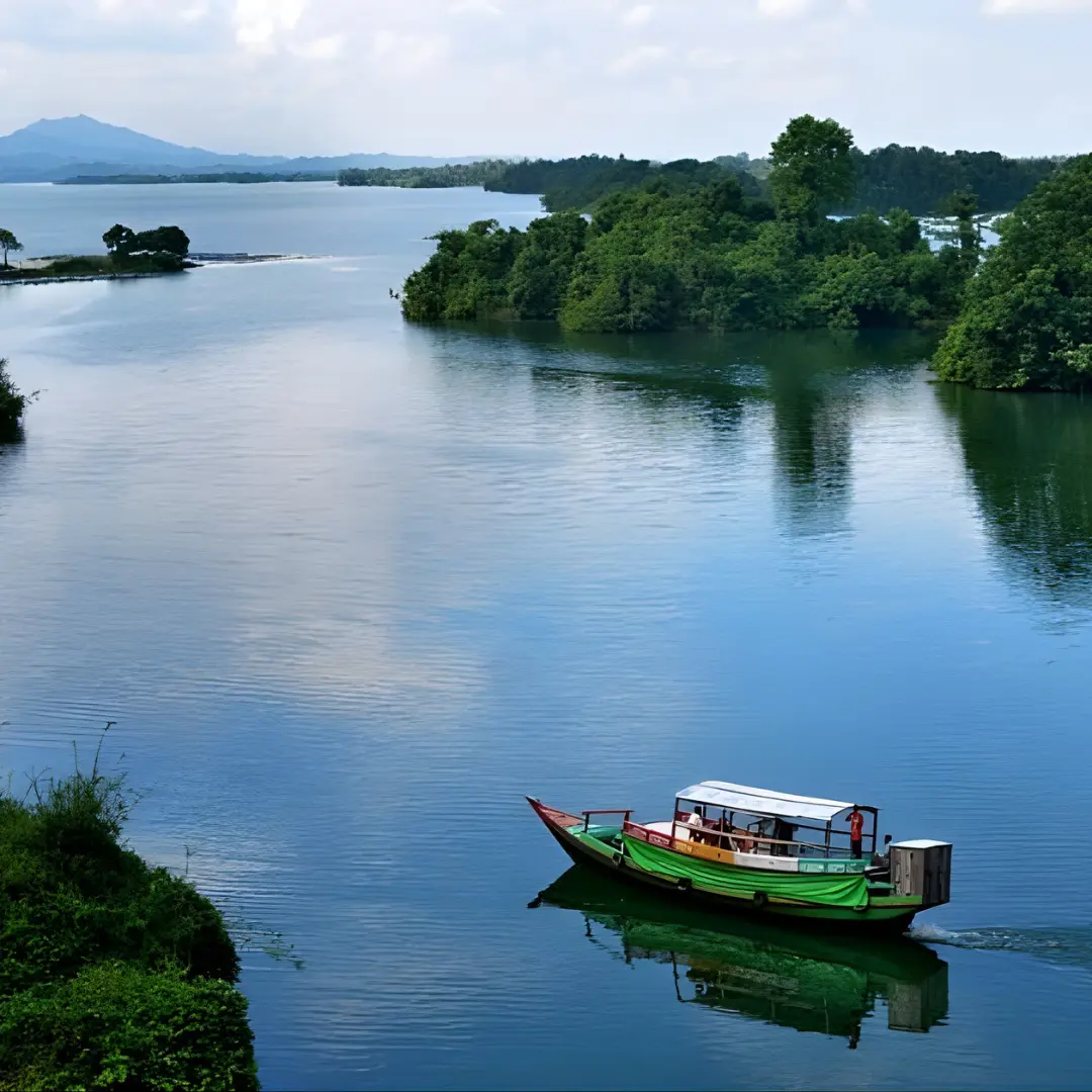 Rangamati Kaptai Lake and Shubhalong Waterfall Tour